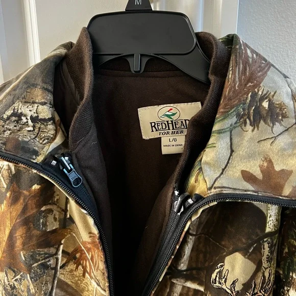 CLEARANCE Women’s Large Red Head Camo Hunting Winter Jacket - Picture 9 of 16